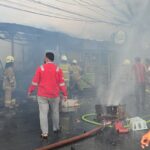 Tragedi Kebakaran Pasar Kampung Ambon: 8 Kios Ludes Terbakar